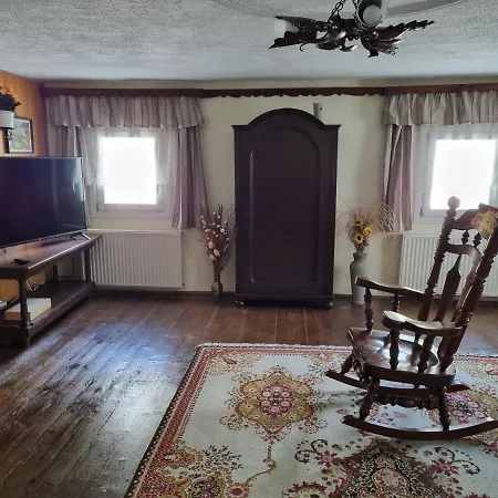 Blacksmith Apartment *
