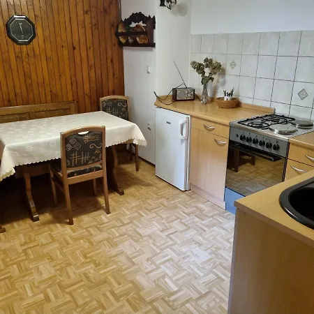 Blacksmith דירה Kropa